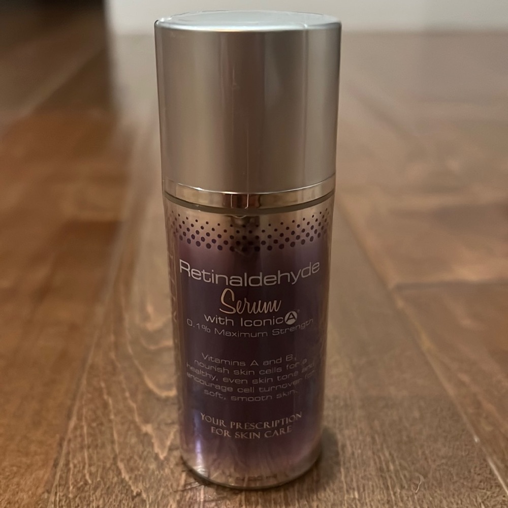 Skin script retinaldehyde  Never Opened!!